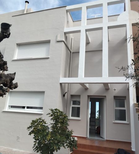 Reforma y pintura exterior de vivienda en Valencia
